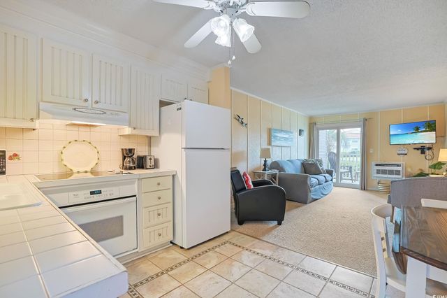 1919 Spring St # B-13, North Myrtle Beach, SC 29582