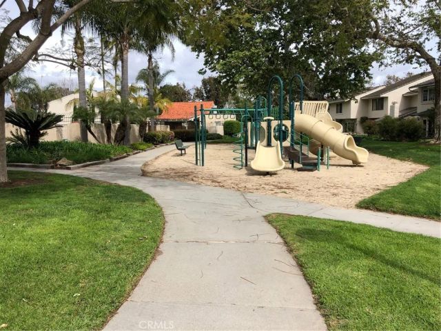 446 Vista Roma, Newport Beach, CA 92660