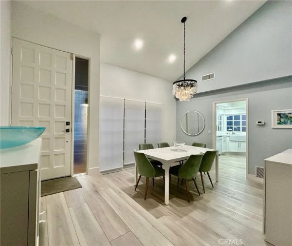 446 Vista Roma, Newport Beach, CA 92660