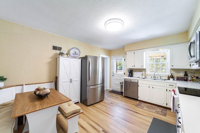 1000 HARDIN ST, Columbia, MO 65203