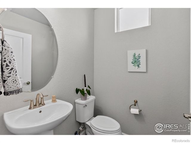 9251 Garnett Way C, Arvada, CO 80007