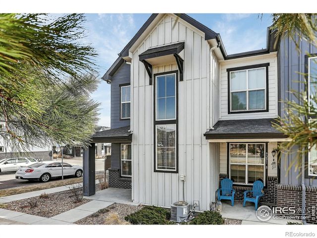 9251 Garnett Way C, Arvada, CO 80007