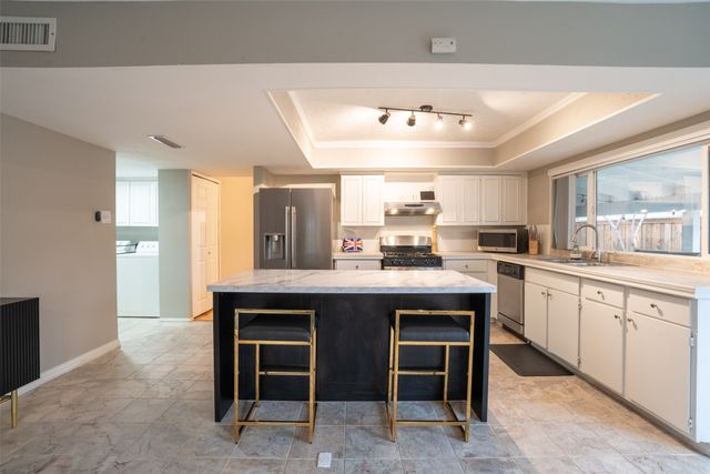 3124 Barton Road, Carrollton, TX 75007