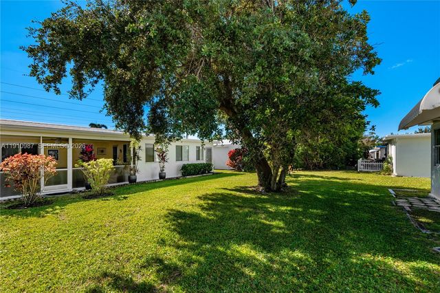 340 Leisure Boulevard, Pompano Beach, FL 33064