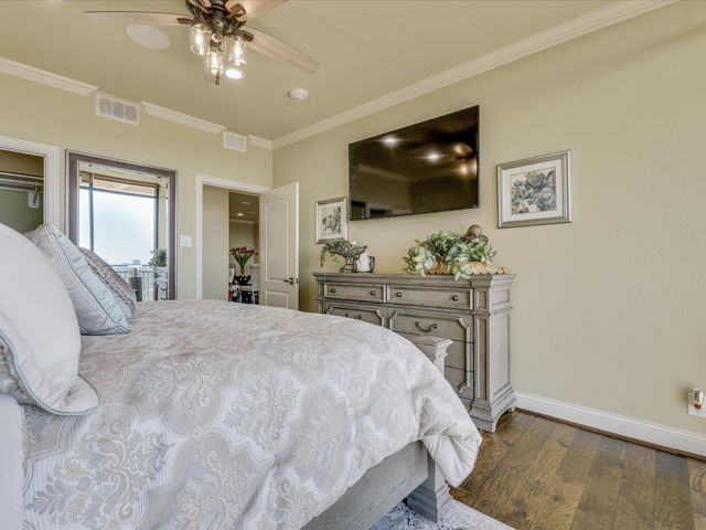 6335 W Northwest Highway 1514, Dallas, TX 75225