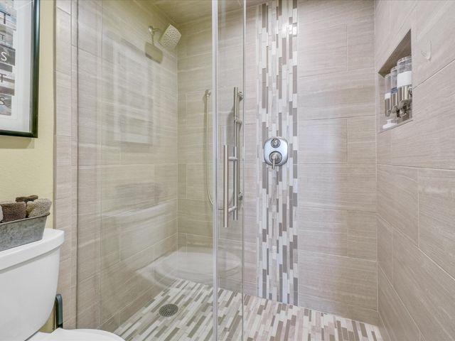 6335 W Northwest Highway 1514, Dallas, TX 75225