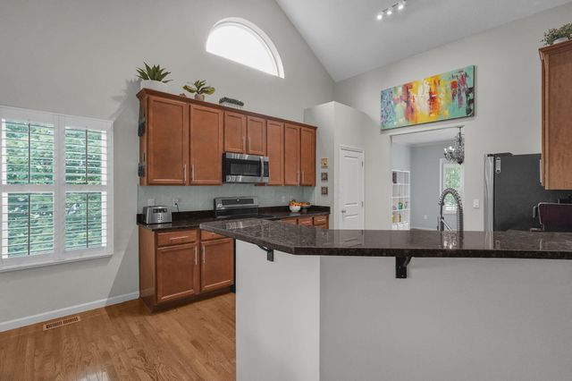 273 Auburn Drive, Newark, OH 43055
