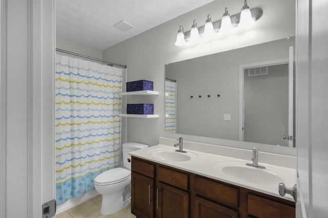 273 Auburn Drive, Newark, OH 43055