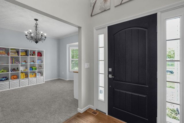 273 Auburn Drive, Newark, OH 43055
