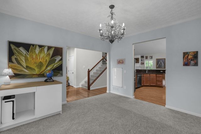 273 Auburn Drive, Newark, OH 43055