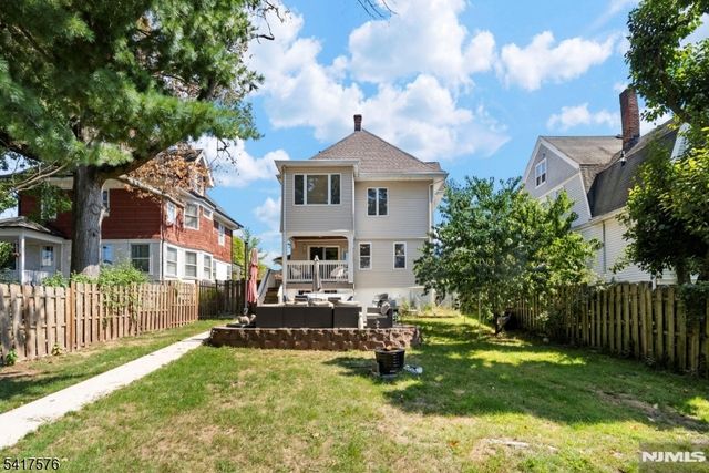 467 Summit Ave, Hackensack City, NJ 07601