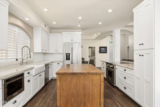 7323 E GAINEY RANCH Road 18, Scottsdale, AZ 85258