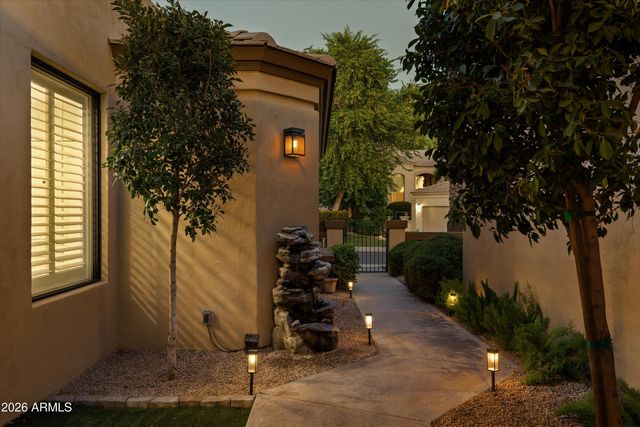 7323 E GAINEY RANCH Road 18, Scottsdale, AZ 85258