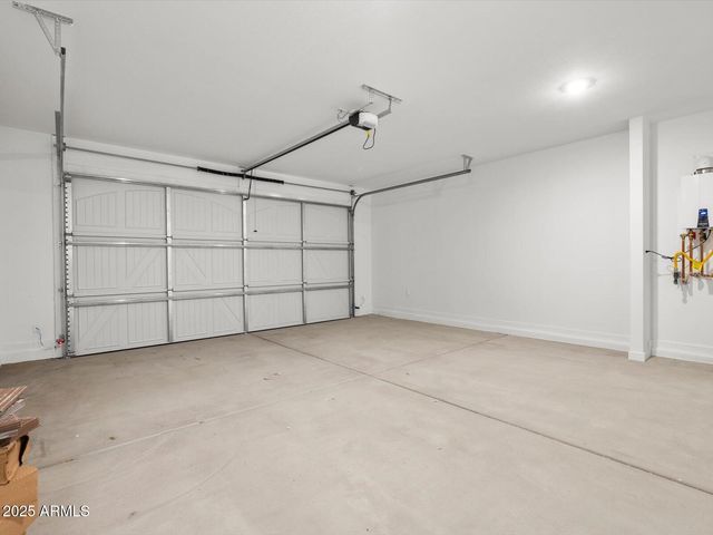 18256 N PIETRA Drive, Maricopa, AZ 85138