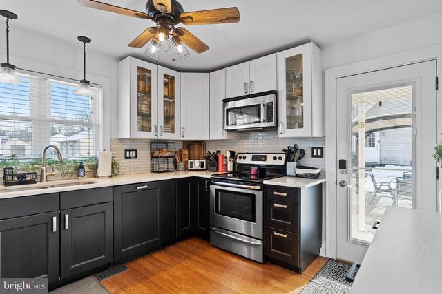 910 W LOUTHER ST, Carlisle, PA 17013