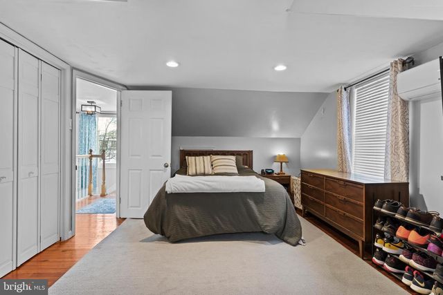 910 W LOUTHER ST, Carlisle, PA 17013