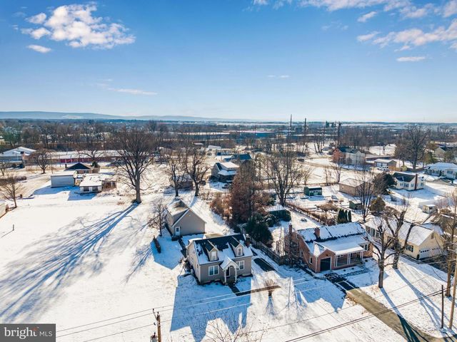 910 W LOUTHER ST, Carlisle, PA 17013