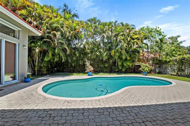 6421 NW 41st Street, Coral Springs, FL 33067