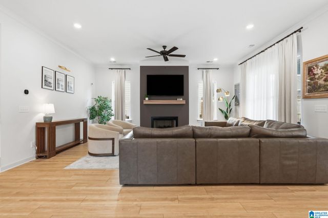 1516 ALBERT ROAD, Hoover, AL 35244