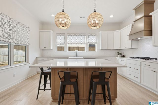 1516 ALBERT ROAD, Hoover, AL 35244