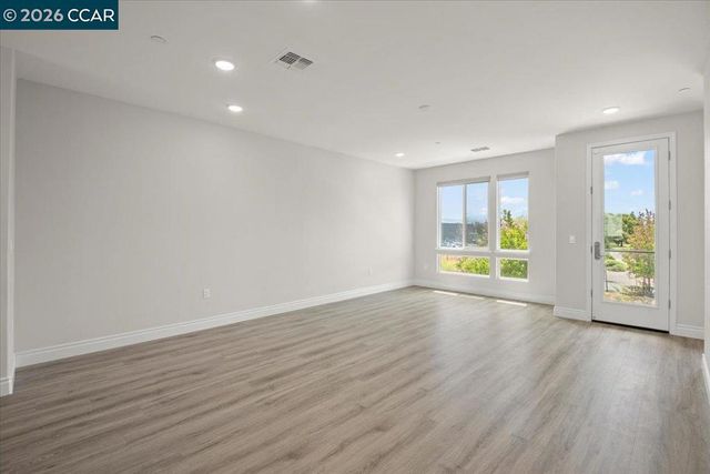 3909 Eminence St, Dublin, CA 94568