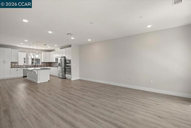 3909 Eminence St, Dublin, CA 94568