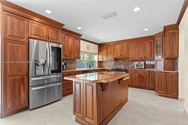 11807 SW 112th Avenue, Miami, FL 33176
