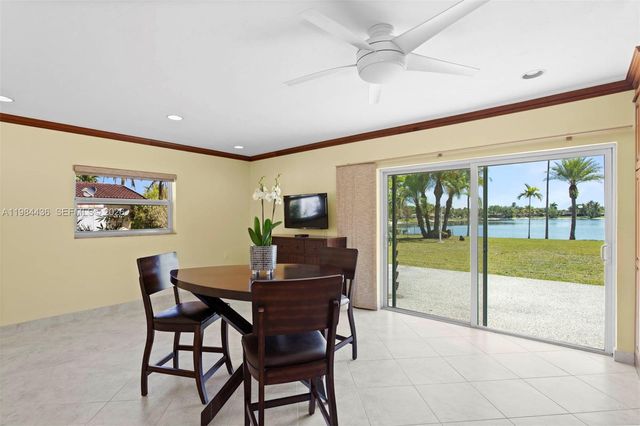 11807 SW 112th Avenue, Miami, FL 33176