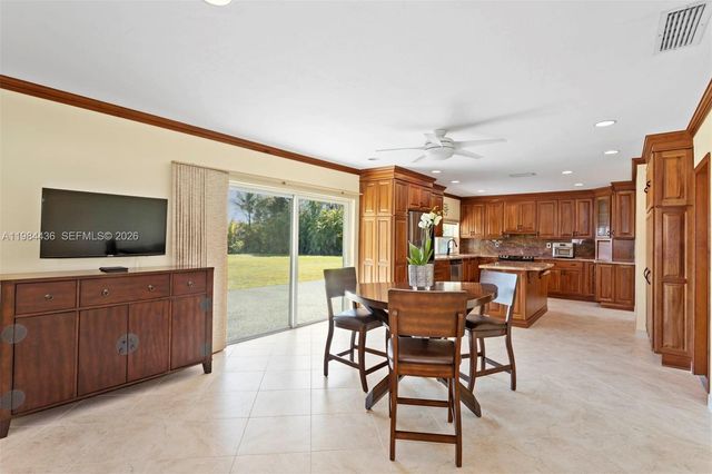 11807 SW 112th Avenue, Miami, FL 33176