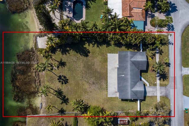 11807 SW 112th Avenue, Miami, FL 33176