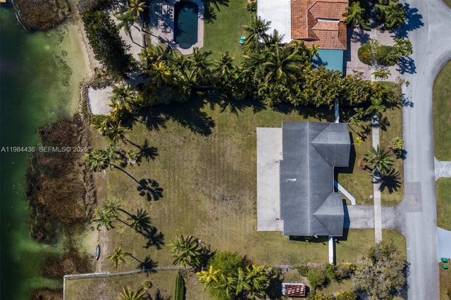 11807 SW 112th Avenue, Miami, FL 33176