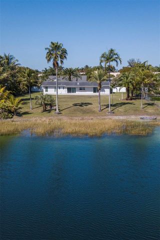 11807 SW 112th Avenue, Miami, FL 33176
