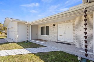 11807 SW 112th Avenue, Miami, FL 33176
