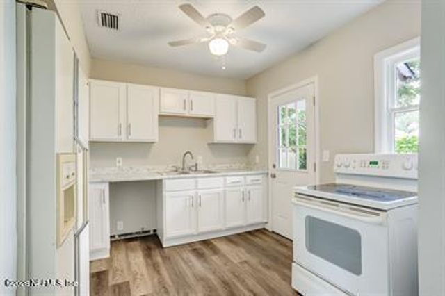 4826 RIVERDALE Road, Jacksonville, FL 32210