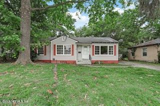 4826 RIVERDALE Road, Jacksonville, FL 32210