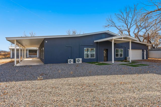 38 Private Drive 1548, Santa Fe, NM 87537
