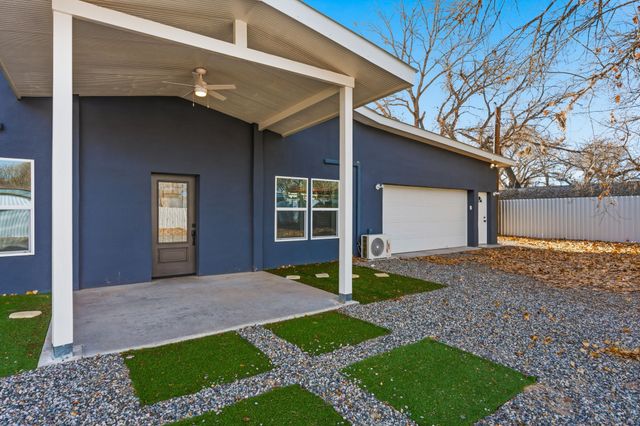 38 Private Drive 1548, Santa Fe, NM 87537