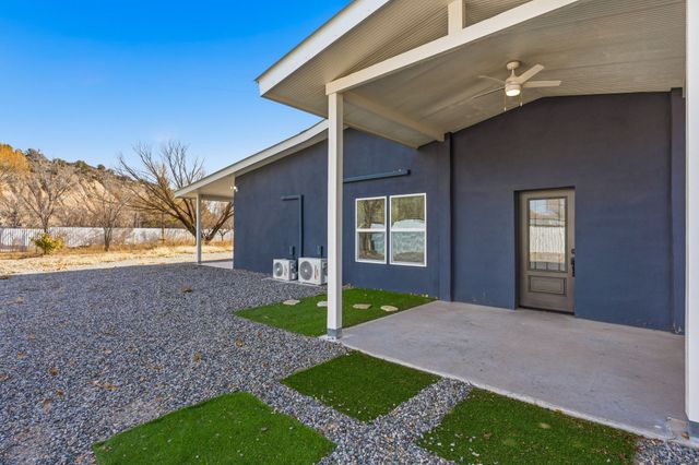 38 Private Drive 1548, Santa Fe, NM 87537
