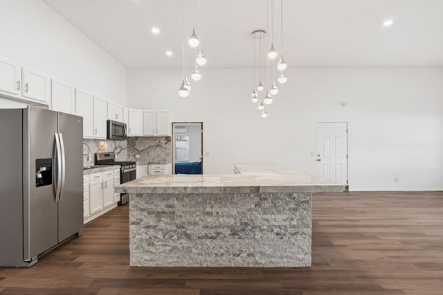 38 Private Drive 1548, Santa Fe, NM 87537