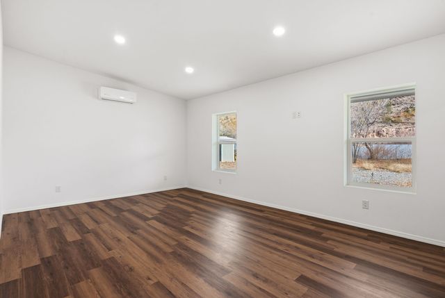 38 Private Drive 1548, Santa Fe, NM 87537