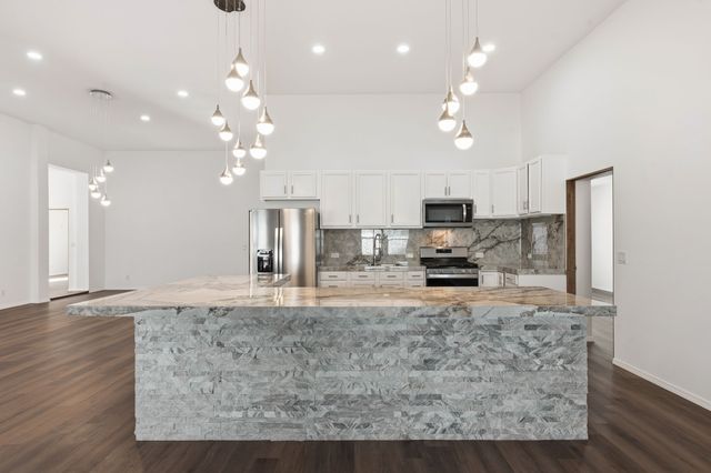 38 Private Drive 1548, Santa Fe, NM 87537