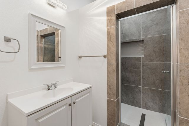 38 Private Drive 1548, Santa Fe, NM 87537