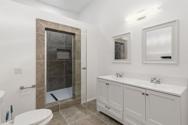 38 Private Drive 1548, Santa Fe, NM 87537