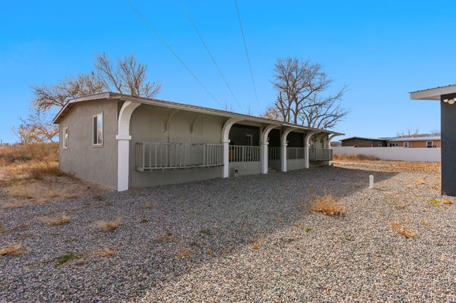 38 Private Drive 1548, Santa Fe, NM 87537