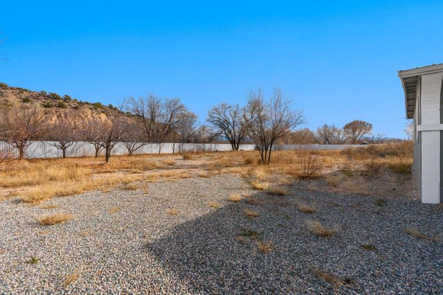 38 Private Drive 1548, Santa Fe, NM 87537