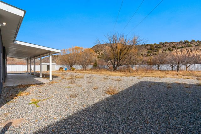 38 Private Drive 1548, Santa Fe, NM 87537