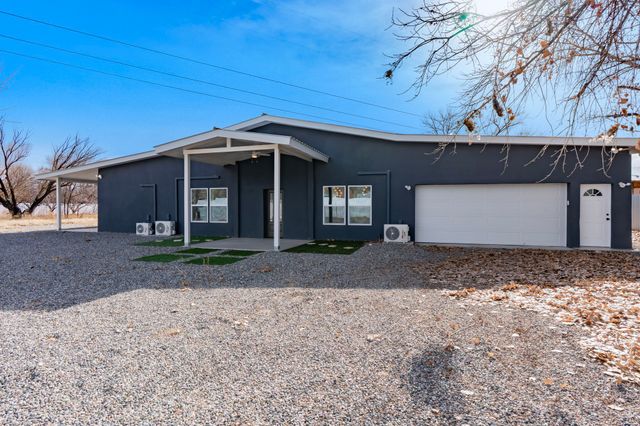 38 Private Drive 1548, Santa Fe, NM 87537