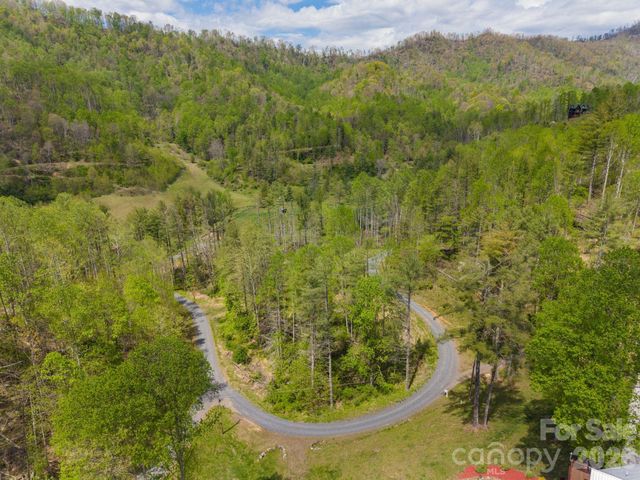 0000 Mountain Crest Drive 18, Bakersville, NC 28705