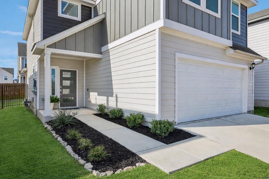 2903 Bronx DR, Pflugerville, TX 78660