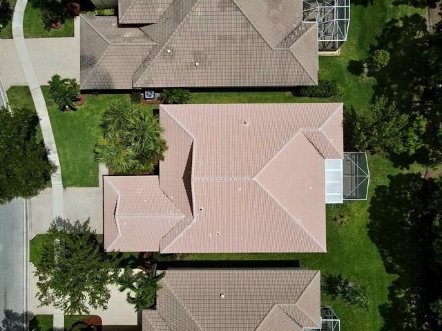 9110 Bay Harbour Circle, West Palm Beach, FL 33411